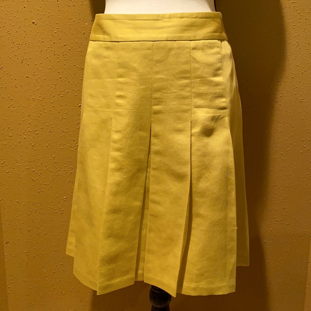 Mustard Skirt!
